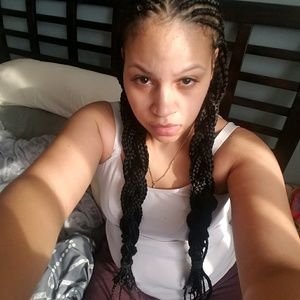 Meet your Posher, Marisela